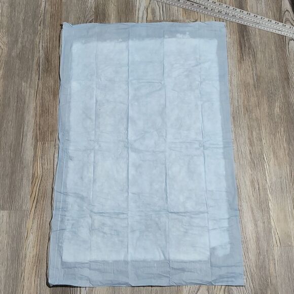 4 Packages of Disposable Underpads - Picture 3 of 4